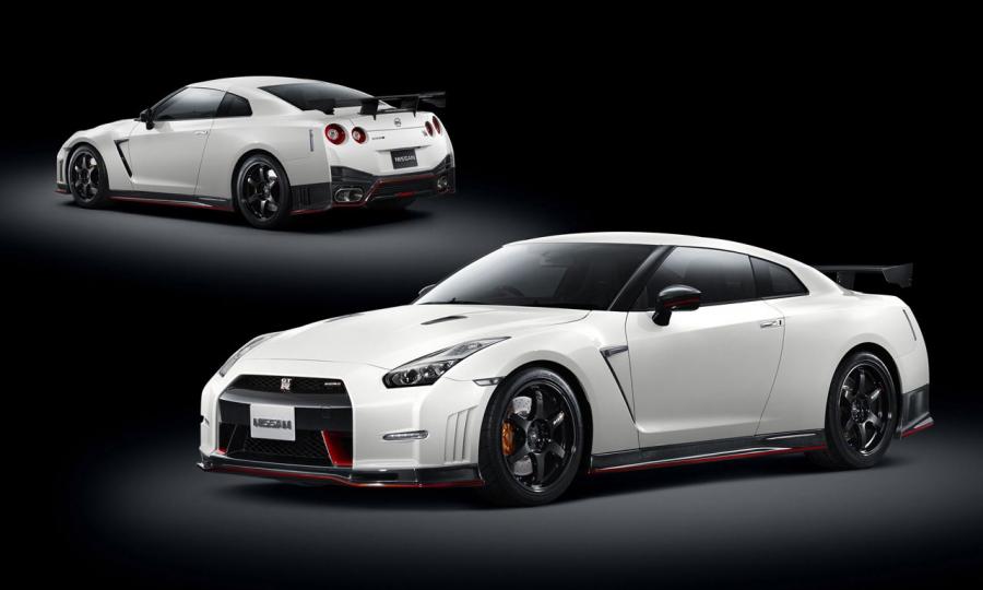  Nissan GT-R Nismo 2015 года  (фото 11 из 14)